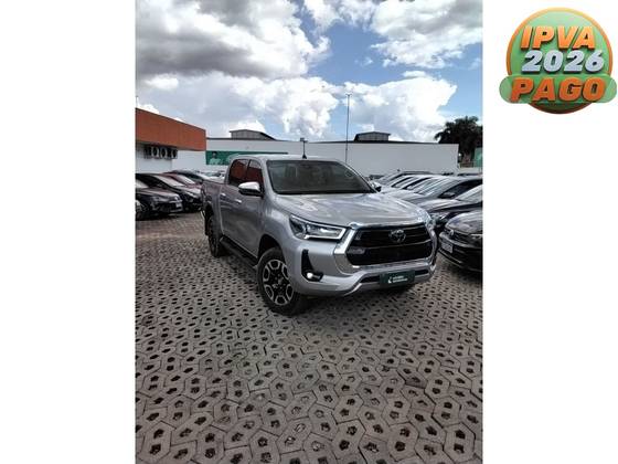 TOYOTA HILUX 2.8 D-4D TURBO DIESEL CD SRX 4X4 AUTOMÁTICO